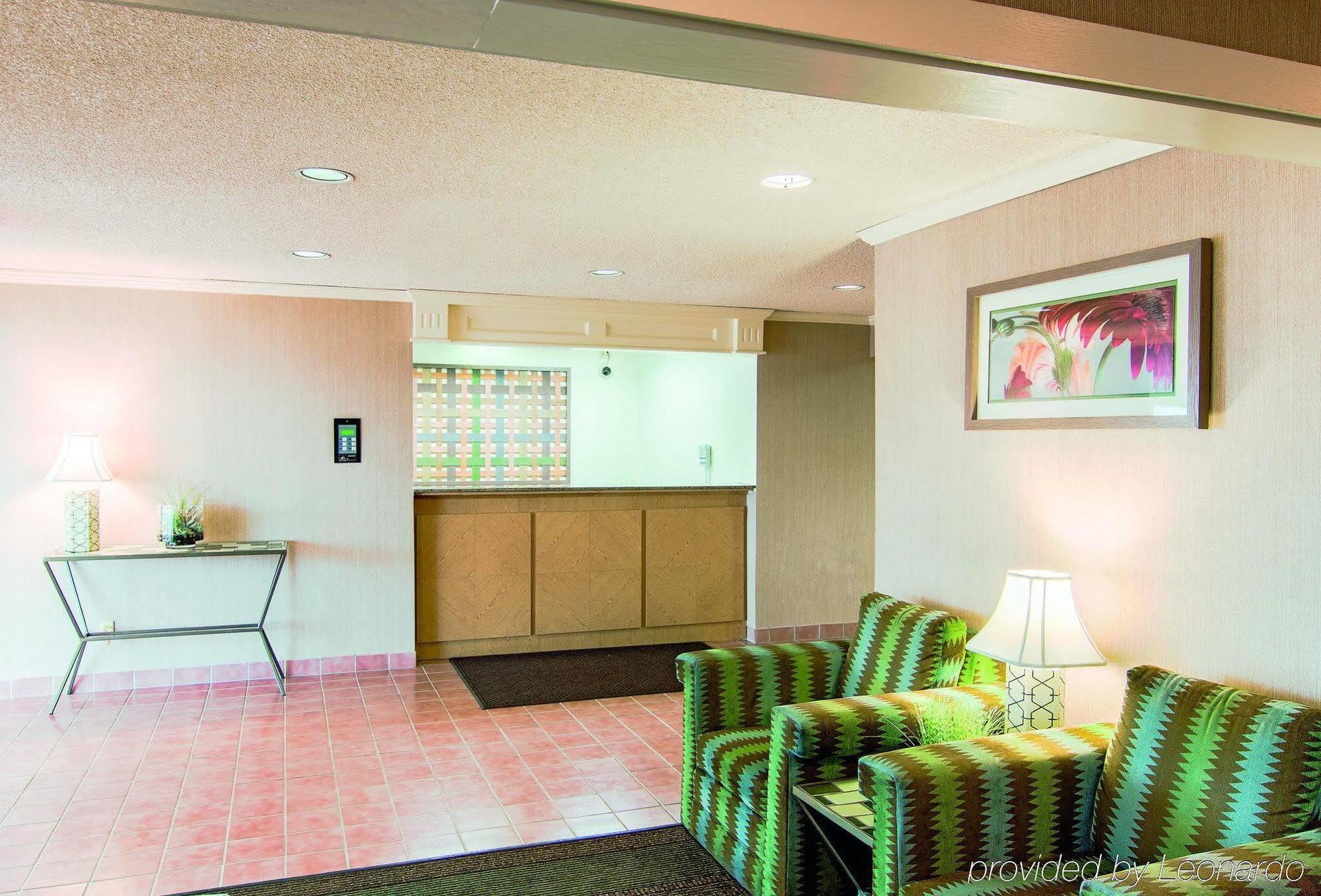 Inn Comfort - Chicago